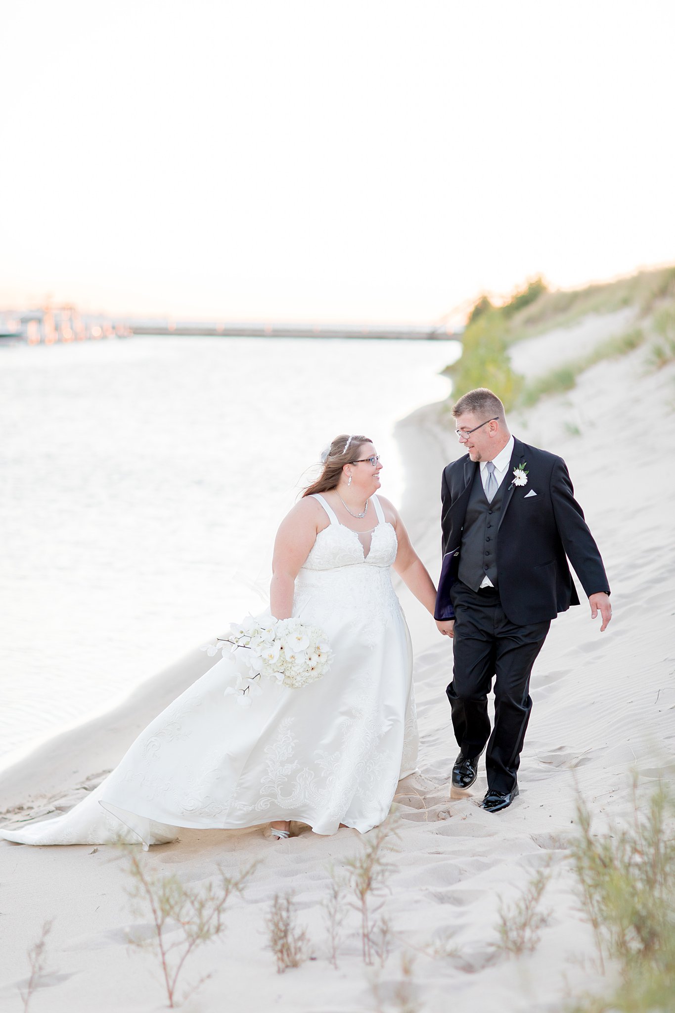 Read more about the article Michelle + Luke | Wedding at Blue Chip Casino | Michigan City, IN | Toni Jay Photography